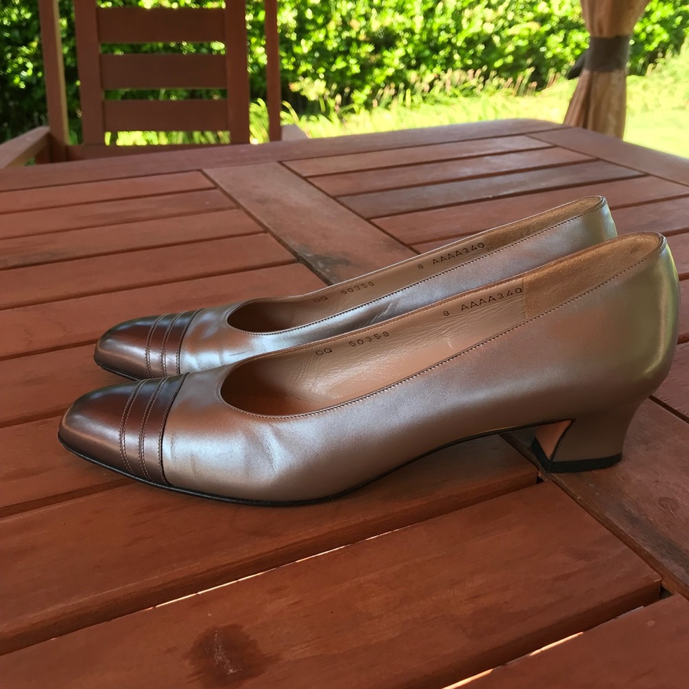 Salvatore Ferragamo Two Toned Pumps 8